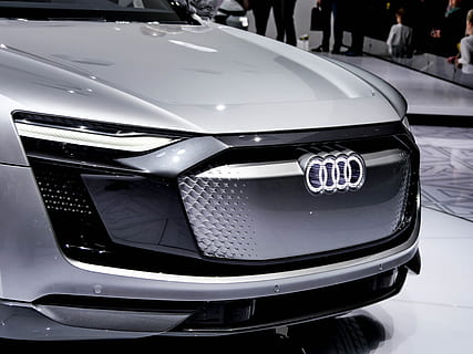 audi, estudiar, iaa, e-tron, Sportback, diseño, elaine, concepto de vehículo, prototipo, reja, frente, ligero, destacar, capucha delantera, brillante, auto, coche deportivo, lujo, cuerpo nobel, brillo, noble, exposición, justa, Francfort, presentación, coche, modo de transporte, Vehículo de motor, transporte, vehículo terrestre, personas incidentales, faro, al aire libre, de cerca, reflexión, día, estacionario, centrarse en primer plano, texto, estilo retro, parabrisas, cromo, 5K, CC0, dominio público, libre de derechos