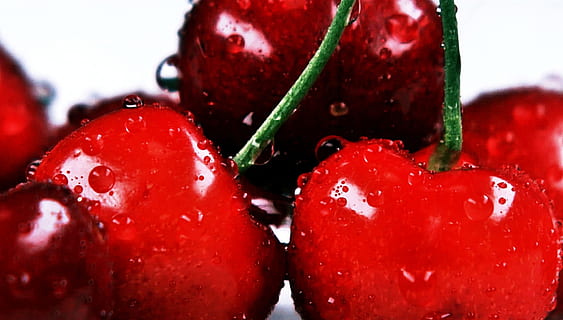 cerejas, fruta, fruta vermelha, cereja, saudável, vermelho, natural, frescura, fresco, orgânico, doce, maduro, brilhante, comida e bebida, Comida, Alimentação saudável, bem-estar, frutos de baga, fechar-se, ninguém, molhado, dentro de casa, morango, tiro do estúdio, natureza, solta, ainda vida, antioxidante, groselha, tentação, 1080P, CC0, domínio público, royalty free
