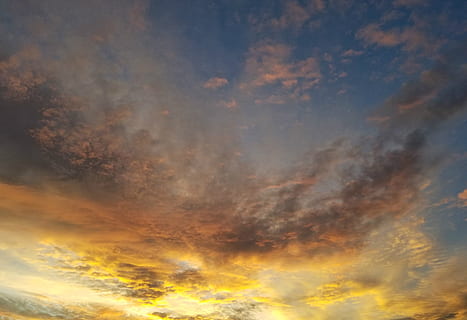 日没, 雲, 黄, ゴールド, グレーウィスプ, 雲 - 空, 空, 自然の美しさ, 劇的な空, 風景 - 自然, マルチカラー, 無人, オレンジ色, cloudscape, 自然, きらきら, 静けさ, 屋外, 抽象, のどかな, 静かな情景, 環境, 抽象的な背景, 明るい, 明るく照らされた, 気象学, 2K, CC0, パブリックドメイン, ロイヤリティフリー
