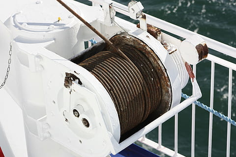 spil, tråd, arbejde, solid, opretholde, skib, maritim, sejle, transportmidler, metal, transportform, nautiske fartøj, dag, natur, sollys, hvid farve, tæt på, rækværk, vand, udendørs, ingen mennesker, land køretøj, trappe, arkitektur, høj vinkel visning, rejse, teknologi, 4K, CC0, offentligt domæne, royaltyfrie