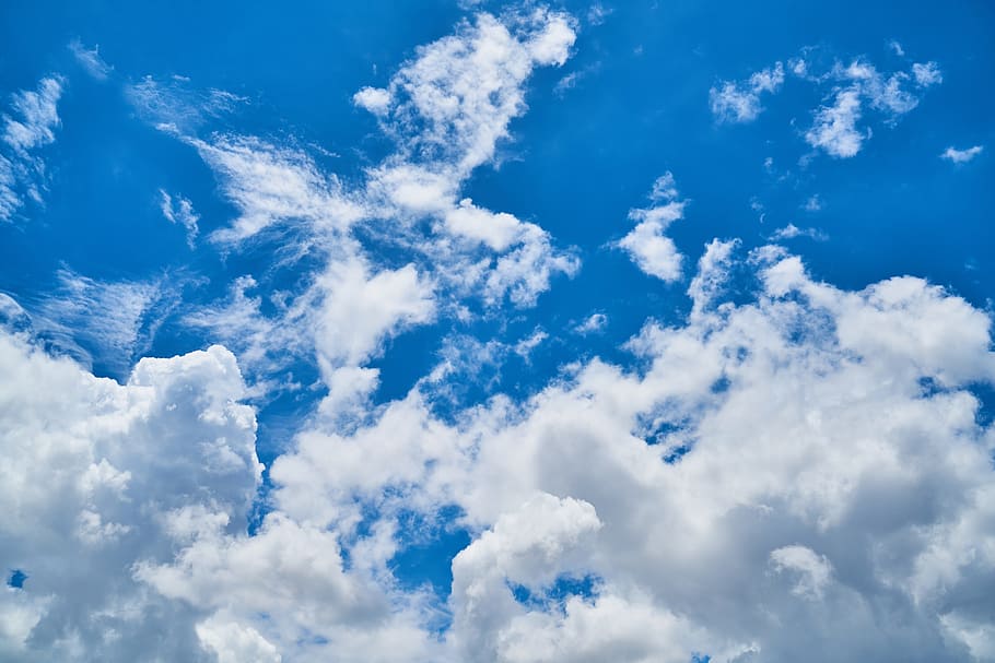 blå himmel, Sky, natur, landskab, skyer, blå, hvid, hvide skyer, sommer, himmel, sol, sammensætning, fred, smuk, baggrund, lys, miljømæssige, utrolig, store, fotografering, atmosfære, frisk, rummelig, ilt, levende farve, kopiere plads, detalje, ingen, struktur, mønster, abstrakt, baggrunde, farvebillede, ingen mennesker, vandret, abstrakt mønster, selektiv fokusering, sky - himmel, vejr, cloudscape, skønhed i naturen, lav vinkel visning, scenics - natur, hvid farve, ro, dag, rolig scene, idyllisk, udendørs, miljø, meteorologi, sollys, ren, 8K