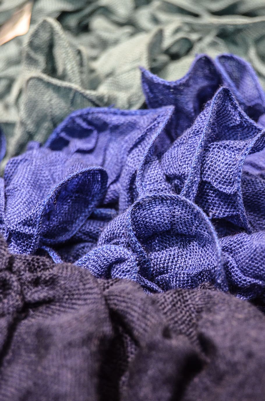 tæt på, Foto, lilla, mesh klud, materiale, web, struktur, baggrunden, blå, violet, tekstil, tøj, indendørs, ingen mennesker, mønster, stilleben, selektiv fokusering, uld, Kunst og håndværk, tekstureret, fuld ramme, blødhed, baggrunde, varme tøj, høj vinkel visning, denim, sweater, jeans, 4K