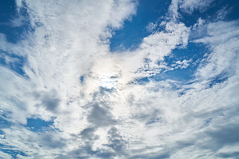 Foto, hvid, skyer, Sky, natur, blå, blød, fluffy, sammensætning, utrolig, solnedgang, miljømæssige, himmel, landskab, hvide skyer, baggrund, plads, sommer, struktur, morgen, forår, fred, smuk, dag, sol, lys, sky - himmel, baggrunde, cloudscape, scenics - natur, skønhed i naturen, dramatisk himmel, lav vinkel visning, miljø, ro, ingen mennesker, rolig scene, meteorologi, humørlig himmel, hvid farve, udendørs, vind, klima, lyse, abstrakte baggrunde, 8K, CC0, offentligt domæne, royaltyfrie