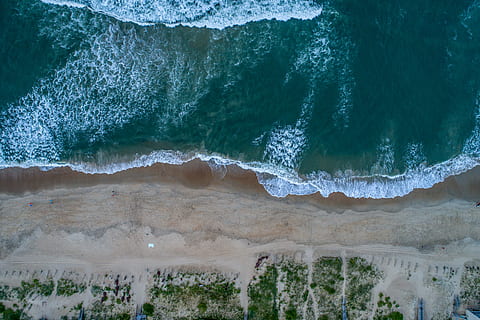aereo, vista, onde del mare, foto, riva del mare, daytie, foto aerea, natura, Paesaggi, acqua, paesaggio, blu, all'aperto, onda, nessuno, bellezza nella natura, mare, movimento, scenics - natura, sport acquatico, terra, giorno, sport, potere in natura, scena non urbana, energia, scena tranquilla, ambiente, acqua corrente, 5K, CC0, dominio pubblico, privo di copyright