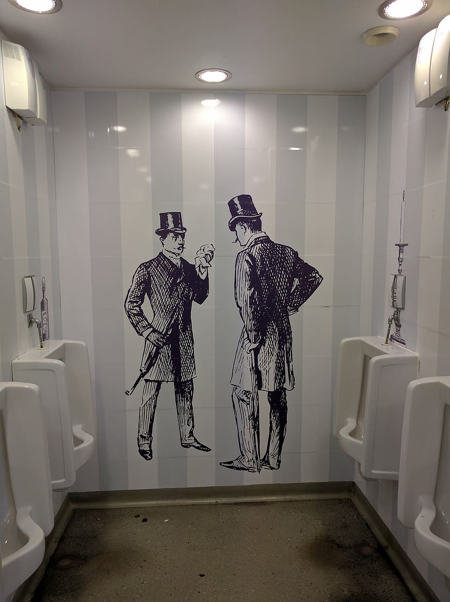banys, decoració, serveis, a l'interior, bany, representació humana, maniquí, lavabo, roba, representació, il·luminat, equips d’il·luminació, higiene, habitació domèstica, cap gent, funció de construcció de parets, semblança femenina, urinari, reflexió, bany domèstic, netejar, 4K