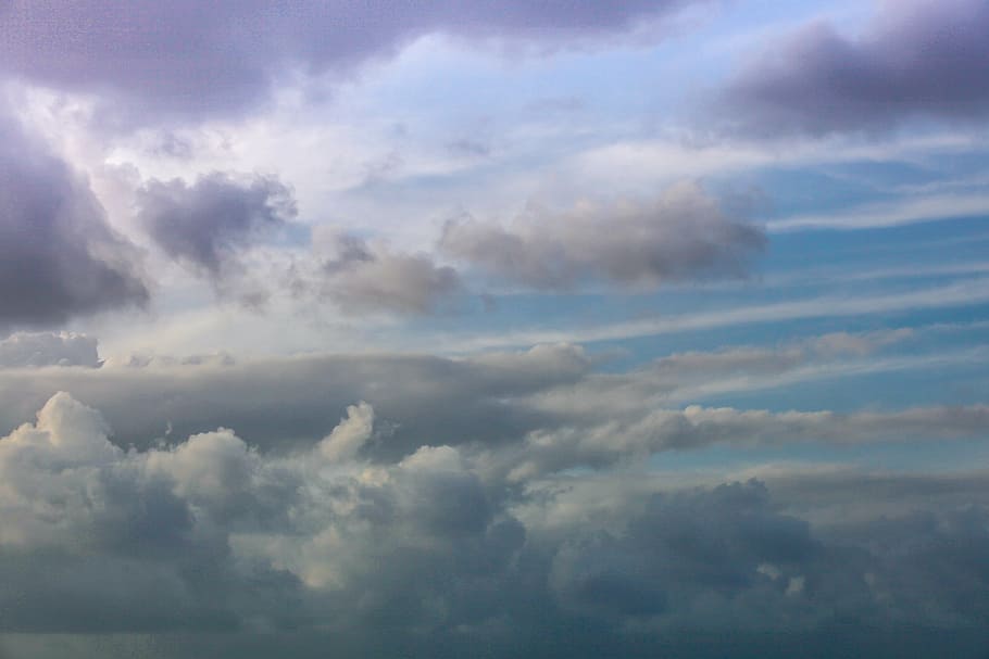 nuvole bianche, naturale, nube, cielo, natura, blu, luce, tempo metereologico, paesaggio, estate, bianca, panoramico, soleggiato, luminosa, colore, alto, all'aperto, giorno, stagione, Paradiso, Cloudscape, ambiente, spazio, soffice, aria, primavera, atmosfera, modello, luce del giorno, cielo-nuvole, sky-sfondo, nuvola - cielo, Paesaggi, bellezza nella natura, la tranquillità, scena tranquilla, scenics - natura, cielo drammatico, vento, nuvoloso, tempesta, nessuno, luce del sole, sfondi, cielo lunatico, pioggia, astratto, la libertà, morbidezza, meteorologia, 2K