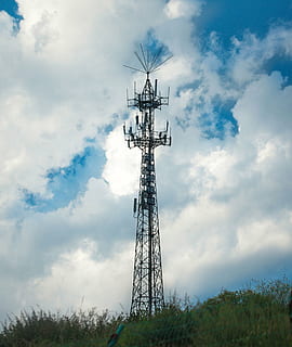 himmel, ppt baggrunde, bjerg, tråd, landskabet, teknologi, forbindelse, sky - himmel, meddelelse, lav vinkel visning, tårn, arkitektur, bygget struktur, global kommunikation, udsendelse, høj - høj, natur, brændstof og elproduktion, dag, antenne - antenne, trådløs teknologi, elektricitet, metal, ingen mennesker, udendørs, Strømforsyning, elektrisk udstyr, legering, radiobølge, 2K, CC0, offentligt domæne, royaltyfrie