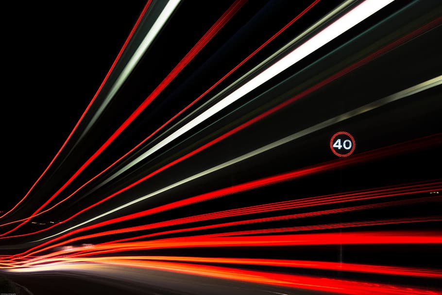 lang, eksponering fotografering, rød, hvid, lys, timelapse fotografering, natbussen, bevægelse, linje, nat, lang eksponering, abstrakt, hastighed, baggrunde, transportmidler, sløret bevægelse, Trafik, hovedvej, lys - naturligt fænomen, futuristisk, stribet, bil, tunnel, belyst, gade, glødende, teknologi, ingen mennesker, lys spor, meddelelse, vej, skilt, by, indendørs, forbindelse, studio skud, sort baggrund, 5K