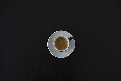 filled, brown, liquid, white, ceramic, mug, teacup, still, items, things, cup, saucers, coffee, latte, art, table, desk, wood, distressed, top, view, beige, drink, food and drink, coffee - drink, refreshment, coffee cup, no people, copy space, frothy drink, directly above, still life, indoors, crockery, freshness, saucer, studio shot, black background, 4K, CC0, public domain, royalty free