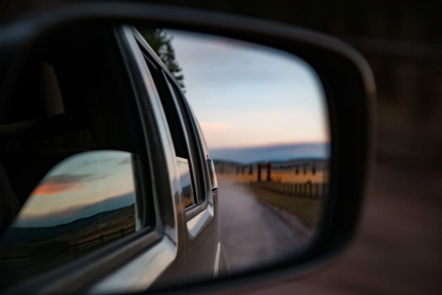vingespejl, reflekterende, vej, ørken, tæt på, fotografering, sidespejl på køretøjet, Sky, landskab, træ, vindue, kurve, bevægelse, afspejling, bil, solnedgang, spejl, tur, bakspejl, transportmidler, transportform, motor køretøj, sidespejl, himmel, rejse, land køretøj, ingen mennesker, hastighed, natur, sky - himmel, på farten, udendørs, køretøj spejl, 4K