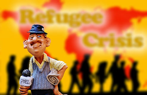 Drücken Sie, Berichterstattung, Thema, Flüchtlingskrise, akut, Information, wichtig, Wirklichkeit, Flüchtlinge, Flucht, Jungs, Kindheit, Kind, Nachwuchs, Fokus auf den Vordergrund, Männer, Graffiti, Kreativität, Porträt, Menschen, zufällige Menschen, Straßenkunst, Kunst und Handwerk, Taille hoch, Brille, Kamera betrachten, Sonnenbrille, Stehen, 1080P, CC0, gemeinfrei, lizenzfrei
