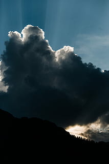 Silhouette, Berg, dunkel, Wolken, Strahl, Licht, Vorbeigehen, Cluster, Himmel, Wolke, Landschaft, Sonne, Wald, Katie Davenport, Katie Moum, ausgehend, Wildnis, Grand Teton, Nationalpark, Grandteton, mastinlab, Hintergrund, wolke - himmel, Schönheit in der Natur, Szenen - Natur, ruhige Szene, Ruhe, keine Leute, Natur, Nicht-städtische Szene, Flachwinkelansicht, draußen, idyllisch, Umgebung, Gebirge, Tag, Sonnenlicht, 5K, CC0, gemeinfrei, lizenzfrei