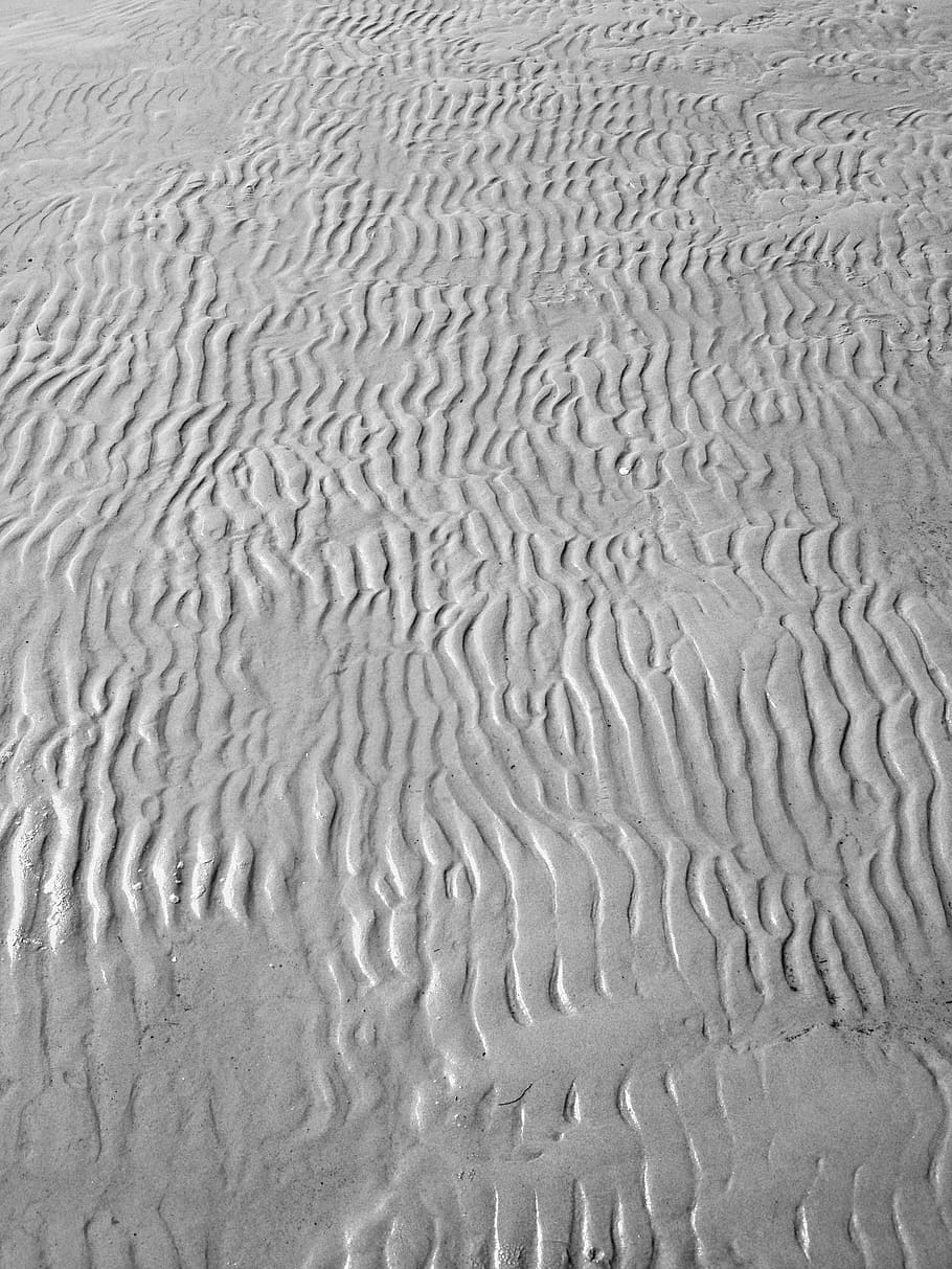 Sandstrand, Muster, Wasser, Sand, Strand, Vollbild, Hintergründe, texturiert, keine Leute, natürliches Muster, Land, Natur, Schönheit in der Natur, Tag, High Angle View, Nahansicht, nass, Wellenmuster, Szenen - Natur, draußen, trockenes Klima, Klima, 2K
