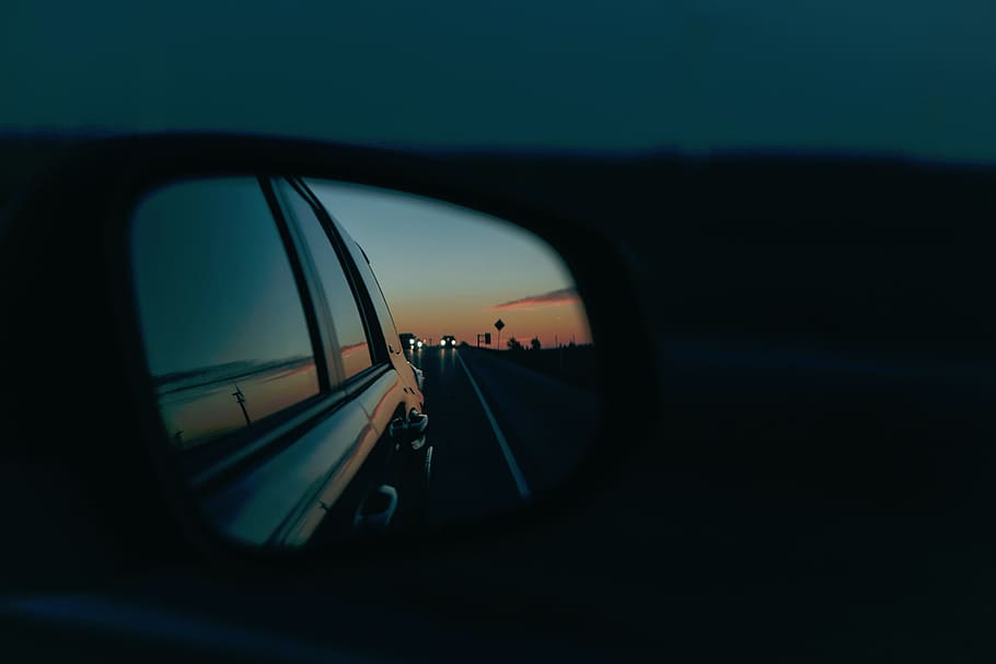 bil, køretøjer, side, spejl, afspejling, himmel, transportmidler, transportform, land køretøj, rejse, motor køretøj, vej, bevægelse, vindue, sidespejl, ingen mennesker, køretøj interiør, glas - materiale, udendørs, natur, skumring, på farten, tur, 1080P