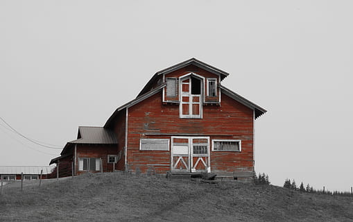 Scheune, rot, rustikal, Bauernhof, Farben, draussen, Gebäudehülle, die Architektur, gebaute Struktur, Gebäude, Haus, Himmel, Natur, Wohngegend, keine Leute, Tag, klarer Himmel, draußen, Landschaft, Fenster, ländliche Szene, landwirtschaftliches Gebäude, kalte Temperatur, Fassade, kopieren sie platz, Hütte, 4K, CC0, gemeinfrei, lizenzfrei