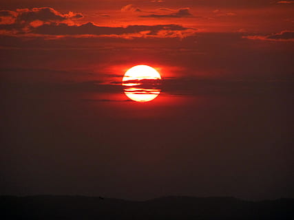 posta de sol, sol, eventide, cel, núvols, Brasil, vermell, firmament, cel vermell, estiu, búzios, bellesa a la natura, escenics - natura, escena tranquil·la, tranquil·litat, color taronja, idíl·lic, naturalesa, aigua, núvol - cel, cap gent, silueta, mar, escena no urbana, a l'aire lliure, llum solar, reflexió, cel romàntic, 2K, CC0, domini públic, lliure de regalies
