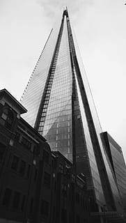 architecture, bâtiment, structure, gratte ciel, ville, Londres, structure construite, extérieur du bâtiment, faible angle de vue, ciel, extérieur d'immeuble de bureaux, moderne, grand - haut, Bureau, la tour, personne, Destinations de voyage, la nature, journée, nuage - ciel, en plein air, quartier financier, 8K, CC0, domaine public, libre de droits