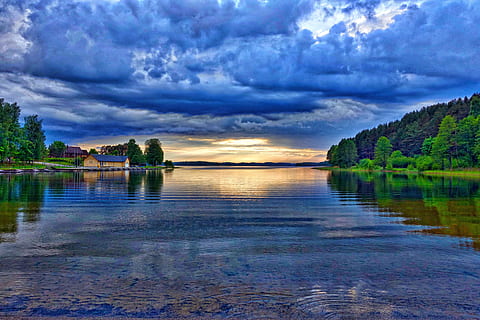 blauw, wolken, weerspiegeld, water, dag, zonsondergang, kust, strand, zonsondergang strand, toneel-, zee, reflectie, wolk - lucht, Vakantiebestemmingen, buitenshuis, meer, hemel, scenics - natuur, schoonheid in de natuur, kalmte, rustige scène, natuur, geen mensen, fabriek, boom, waterkant, idyllisch, niet-stedelijke scène, 5K, CC0, publiek domein, royaltyvrij