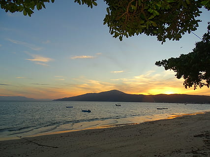 la tranquillità, mar, paesaggio, spiaggia, natura, acqua, beira mar, oceano, acqua salata, sabbia, blu, litoral, onda, orizzonte, nave, cielo, costa, calma, tramonto, bellezza nella natura, scenics - natura, mare, terra, scena tranquilla, albero, nuvola - cielo, pianta, colore arancione, idilliaco, scena non urbana, all'aperto, nessuno, orizzonte sull'acqua, 5K, CC0, dominio pubblico, privo di copyright