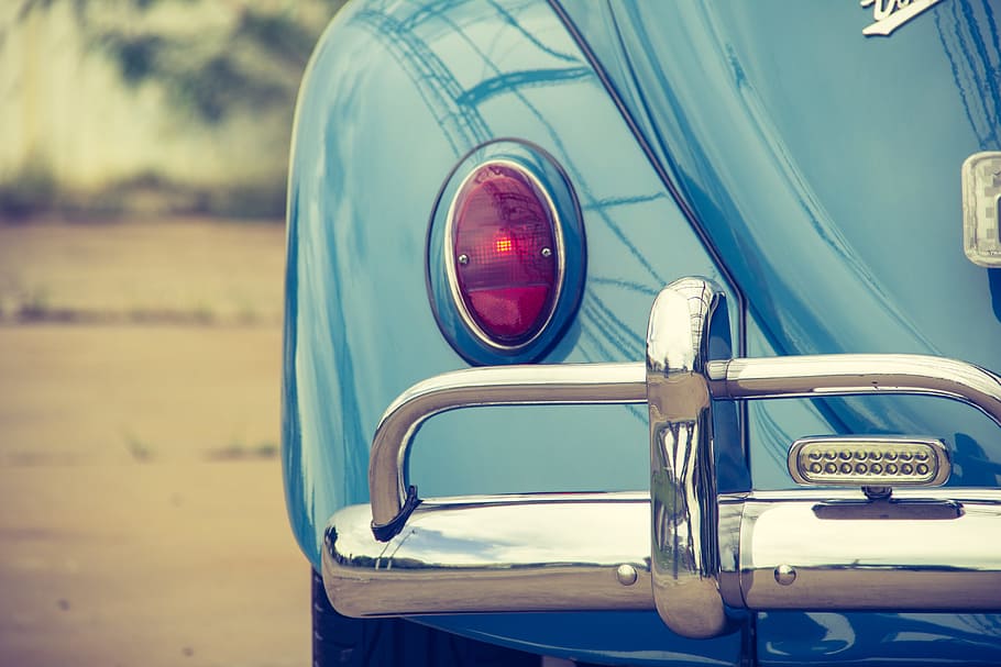 blauwe klassieke auto, auto, Old Timer, wijnoogst, wijze van transport, landvoertuig, vervoer, motorvoertuig, retro gestileerd, vintage auto, dag, focus op de voorgrond, metaal, koplamp, reizen, geen mensen, chroom, reflectie, glas - materiaal, detailopname, stationair, buitenshuis, antiek, luxe, zilverkleurig, 5K