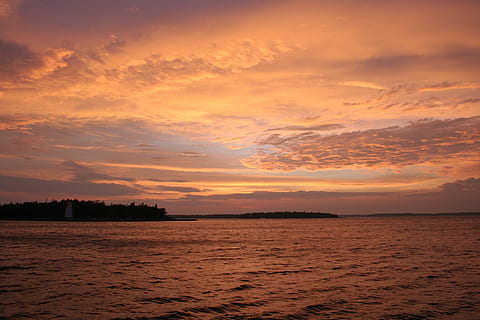 tramonto, cieli, lago, drammatico, ultimi bagliori, Canada, lago Huron, cielo, nuvola - cielo, acqua, scenics - natura, mare, la tranquillità, bellezza nella natura, scena tranquilla, natura, cielo drammatico, colore arancione, crepuscolo, nessuno, orizzonte, idilliaco, terra, destinazioni di viaggio, spiaggia, orizzonte sull'acqua, cielo romantico, 2K, CC0, dominio pubblico, privo di copyright