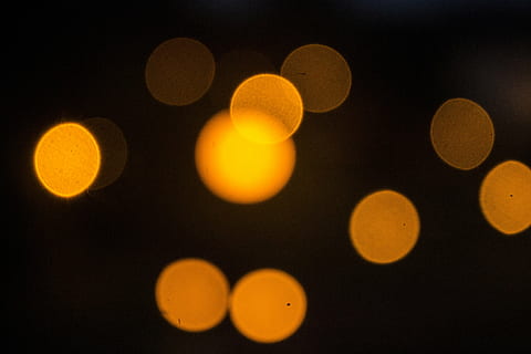 bokeh fotografering, punkter, orange, orange prikker, baggrund, lyspunkt, forvrængning, bokeh, cirkel, geometrisk form, form, nat, sløret, ingen mennesker, orange farve, belyst, plads, himmel, gul, lys - naturligt fænomen, i en række, fik øje på, linseflare, abstrakt, astronomi, mønster, natur, baggrunde, mørk, sort baggrund, 4K, CC0, offentligt domæne, royaltyfrie