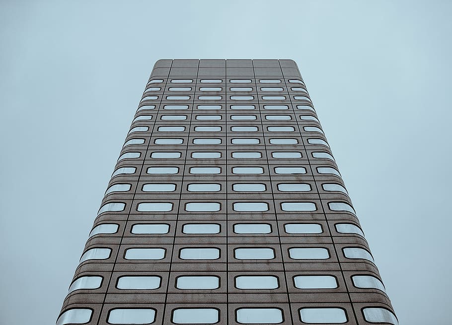 hong kong architektura, hnědý, modrý, beton, budova, Průhledná, nebe, architektura, okno, věž, nízký úhel pohledu, exteriér budovy, stavba, kancelářská budova exteriér, město, vysoká - vysoká, mrakodrap, kancelář, nikdo, čisté nebe, Příroda, den, moderní, vzor, byt, 4K