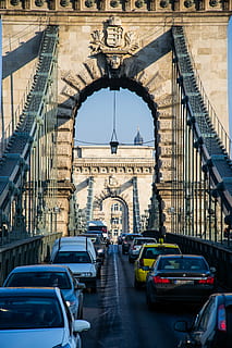 bro, budapest, arkitektur, flod, ungarn, donau, bygning, steder af interesse, stål konstruktion, cantilever bro, berømte sted, bil, urban scene, gade, Trafik, rejse, by, bygget struktur, transportmidler, motor køretøj, transportform, bue, land køretøj, bro - menneskeskabt struktur, forbindelse, bygning udvendig, dag, vej, rejsemål, vejen frem, bevægelse, natur, udendørs, ingen mennesker, 4K, CC0, offentligt domæne, royaltyfrie