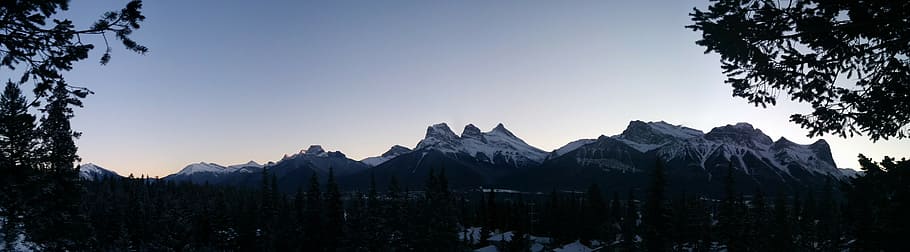 montagne, cielo, Alberta, paesaggio, turismo, scenario, panoramico, Canmore, natura, montagna, albero, scenics - natura, bellezza nella natura, pianta, catena montuosa, ambiente, nessuno, scena tranquilla, destinazioni di viaggio, la tranquillità, terra, foresta, viaggio, scena non urbana, all'aperto, picco di montagna, Pino, formazione, albero di conifere, 5K