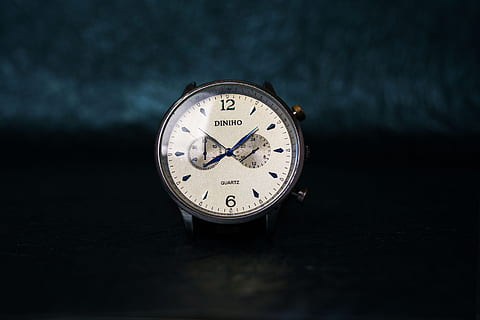 watch, clock, time, duration, stopwatch, lapse, studio shot, indoors, black background, no people, night, close-up, number, single object, alarm clock, still life, selective focus, retro styled, copy space, geometric shape, deadline, circle, clock face, minute hand, personal accessory, 2K, CC0, public domain, royalty free