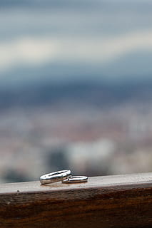 Rings, Wedding, Grooms, Commitment, Love, romance, pact, married, hands, marriage, key, close-up, wood - Material, no people, day, outdoors, sky, selective focus, focus on foreground, nature, table, water, tranquility, still life, metal, nautical vessel, sea, transportation, two objects, tranquil scene, personal accessory, steel, 2K, CC0, public domain, royalty free