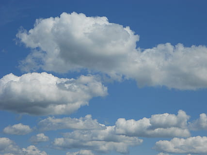 mraky, modrá obloha, cloudformace, mrak - nebe, nebe, modrý, scenics - příroda, krása v přírodě, pozadí, scéna s oblaky, atmosféra, vítr, Příroda, životní prostředí, načechraný, klid, nikdo, zatažený, idylický, bílá barva, venku, meteorologie, měkkost, Jasný, klimatu, čistý, 1080P, CC0, veřejná doména, bez autorských práv
