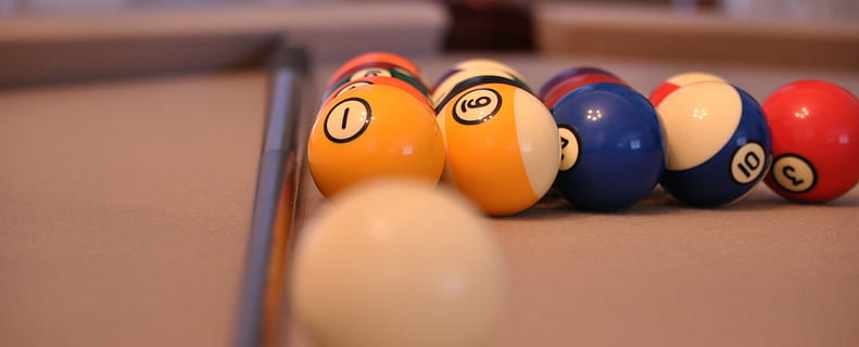 Billardtisch, Billard-, Stichwort, Ball, Spiel, Tabelle, poolball, Sport, Billard - Queuesport, Nummer, selektiver Fokus, Freizeitbeschäftigung, Nahansicht, drinnen, Freizeitspiele, Entspannung, keine Leute, Gruppe von Objekten, mehrfarbig, Stillleben, Wettbewerb, Kugel, in einer Reihe, 4K, CC0, gemeinfrei, lizenzfrei