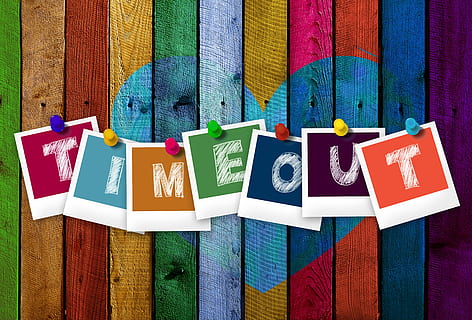 Timeout-bedrucktes Papier, hölzern, Tafel, Auszeit, Uhr, Morgen, Zeiger, Stunde, Beruhige dich, Unterbrechung, Herz, Liebe, Beziehung, Entfernung, Paar, sich ausruhen, brechen, Polaroid, Stift, Entspannen Sie Sich, Silhouette, Entspannung, Prompt, Holz, Wald, mehrfarbig, keine Leute, Seite an Seite, hängend, Variation, Text, Nahansicht, Tag, Wahl, Kunst und Handwerk, Verkauf, Blau, Kommunikation, zu verkaufen, Textil-, Wandbau - Funktion, westliche Schrift, Kleidung, Stillleben, draußen, 5K, CC0, gemeinfrei, lizenzfrei