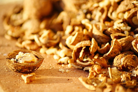selective, focus photography, walnut, walnuuesse, nutshell, nuts, brown, shells, close, nut, open, food, food and drink, wellbeing, healthy eating, freshness, selective focus, oats - food, seed, no people, close-up, still life, studio shot, indoors, ingredient, breakfast, breakfast cereal, fruit, granola, wood - material, snack, 4K, CC0, public domain, royalty free