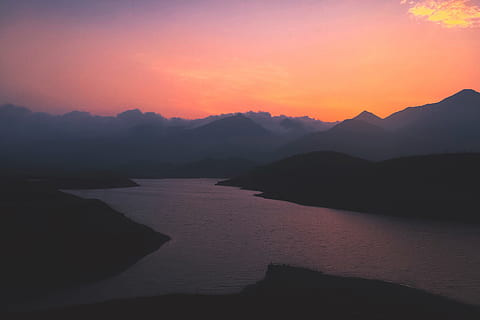 pemandangan saat matahari terbenam, pemandangan, matahari terbenam, alam, gunung, danau, air, langit, refleksi, di luar rumah, keindahan di alam, pegunungan, senja, adegan yang tenang, matahari terbit - fajar, musim panas, Fajar, sinar matahari, bayangan hitam, scenics - alam, ketenangan, idilis, laut, tidak ada orang, adegan non-urban, lingkungan Hidup, tanah, langit romantis, 2K