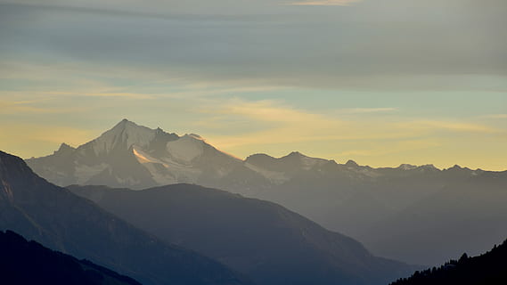 zonsondergang, berg-, wolken, natuur, landschap, hemel, alpine, humeur, Zwitserland, abendstimmung, rots, verlichting, avondstemming in de bergen, geen mensen, Vakantiebestemmingen, schoonheid in de natuur, scenics - natuur, bergketen, milieu, wolk - lucht, kalmte, rustige scène, bergtop, sneeuw, idyllisch, winter, dageraad, niet-stedelijke scène, schemering, buitenshuis, met sneeuw bedekte berg, 5K, CC0, publiek domein, royaltyvrij