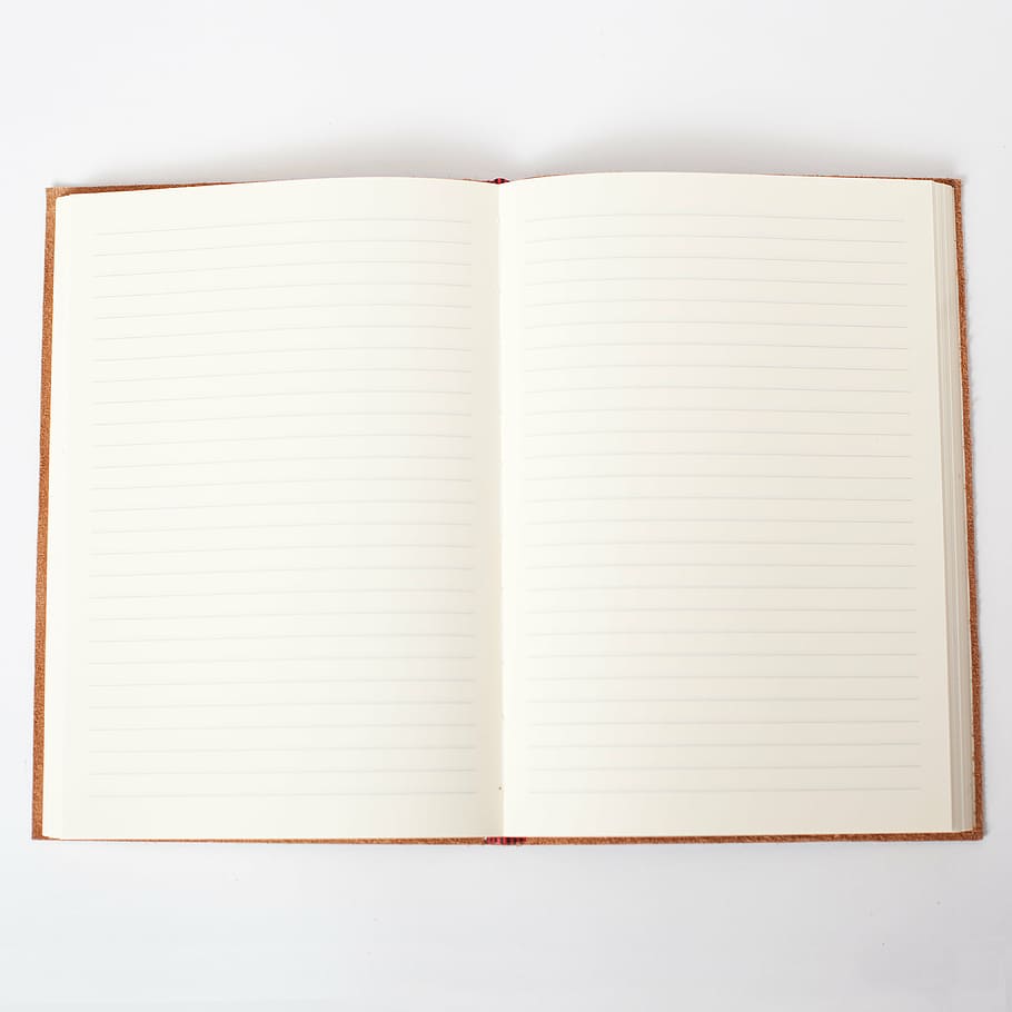 llibreta oberta, blau, folrat, paper, marró, coberta, encara, articles, coses, llibre, quadern, revista, obert, pàgina, línies, blanc, minimalista, Color blanc, en blanc, bloc de notes, còpia espai, directament a sobre, diari, publicació, educació, cap gent, a l'interior, fons blanc, tallar, tir de l'estudi, primer pla, vista d’angle alt, llibre de text, estudiar, 4K