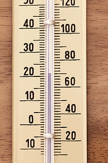 bej, termostat, 20 santigrat, termometre, ödeme, ölçek, Sıvı seviyesi, Merkür, numara, doğruluk, ölçüm aracı, ahşap malzeme, insansız, kapatmak, ısı - sıcaklık, içeriye, sıcaklık, natürmort, doğa, cetvel, ölçme, iletişim, gün, stüdyo çekimi, tablo, meteoroloji, 5K, CC0, kamu malı, telif ücretsiz