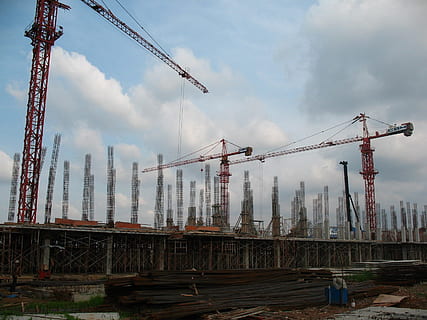 Trei, macarale, constructie, clădire, construi, industrie, dezvoltare, industrial, constructor, proiect, structura, Inginerie, macara, schelă, schelărie, arhitectură, contractant, oţel, în construcție, neterminat, cadru, beton, lucru, progres, industrie de contructie, santier, macara - utilaje pentru constructii, clădire - activitate, construită, cadru de construcție, cer, macara turn, scenă urbană, exteriorul clădirii, Afaceri, echipament, albastru, dezvoltare de locuințe, apartament, zgârie-nori, creştere, arhitectura și clădirile, transport de marfă, nor - cer, zi, mașini, pod, natură, pod - om construit, vedere unghiulară joasă, conexiune, nici o persoana, transport, incomplet, călătorie, în aer liber, echipament de constructie, 720P, CC0, domeniu public, fără drepturi de autor