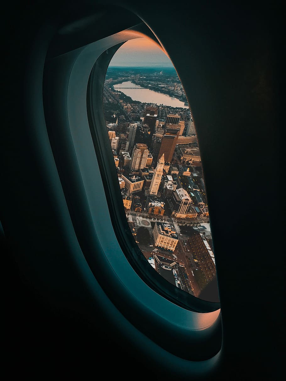 ver, edificios de la ciudad, ventana de avión, aéreo, fotografía, casas, edificios, ventana, ciudad, edificio, puesta de sol, avión, arquitectura, exterior del edificio, paisaje urbano, estructura construida, vehículo aéreo, nadie, cielo, material de vidrio, naturaleza, edificio de oficinas exterior, rascacielos, viaje, volador, Distrito residencial, torre, transporte, al aire libre, 4K