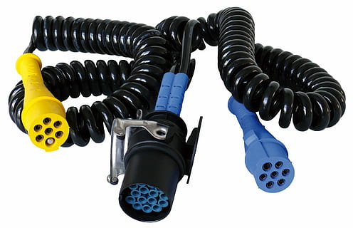 cable, electricidad, corriente, voltaje, poder, eléctrico, equipo, de color negro, conexión, nadie, Fondo blanco, tecnología, separar, generación de combustible y energía, gran grupo de objetos, foto de estudio, adentro, teléfono, de cerca, en una fila, naturaleza muerta, azul, grupo de objetos, colección, deporte, fuente de alimentación, cable de teléfono, equipo eléctrico, 720P, CC0, dominio público, libre de derechos