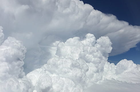 skyer, vær, front, himmel, fluffy, clouds, sky - himmel, natur, bakgrunn, vind, blå, bare himmel, utendørs, atmosfære, overskyet, skjønnhet i naturen, stormsky, ingen folk, naturskjønnhet - natur, høyt oppe, idylliske, ro, cumulonimbus, mykhet, frihet, lys, abstrakt, ovenfor, 1080P, CC0, offentlig domene, opphavsrett gratis
