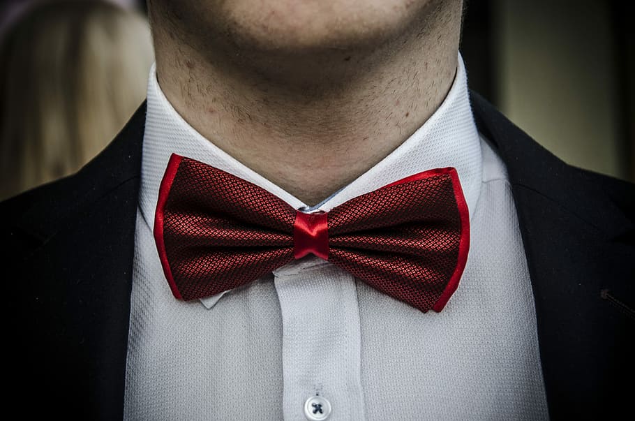 rusetti, tyylikäs, design, mies, symboli, keula-, solmio, Uros, symboli, ylellisyys, lisävaruste, hän, sidottu keula, punainen, midsection, edestä, nauha - ompelu, eleganssi, yksi henkilö, aikuinen, hyvin pukeutunut, napita paita, miehet, lähikuva, kravatti, vaatetus, sisällä, miesten vaatteet, puku, liiketoiminta, oikeita ihmisiä, 4K