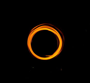 timelapse fotografie, oheň, portál, kruh, světlo, řádek, světelný prstenec, Černá, abstraktní, lesklý, řeřavý, pozadí, Černá barva, žlutá, Jasný, noc, oranžová barva, teplota - teplota, plamen, nikdo, geometrický tvar, tvar, černé pozadí, studio shot, kopie prostor, svítí, detail, požár - přírodní jev, hořící, pohyb, dlouhé expozice, tvořivost, temný, drátěné vlny, 2K, CC0, veřejná doména, bez autorských práv