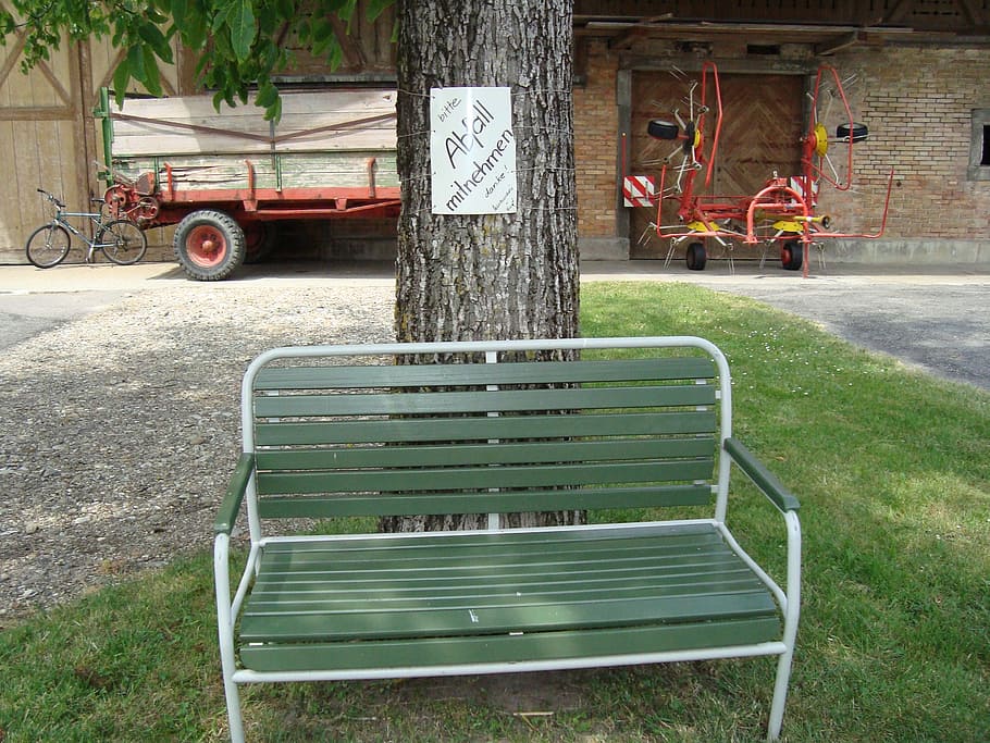 banc, nota, amable, planta, dia, seient, cap gent, buit, transport, manera de transport, absència, naturalesa, herba, vehicle terrestre, a l'aire lliure, arquitectura, estructura construïda, exterior de l'edifici, arbre, estacionari, color verd, comunicació, Banc del parc, 2K
