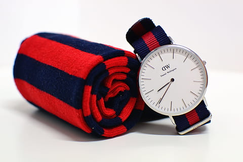 round, silver-colored, daniel, wellington, analog, watch, beside, red-and-blue, striped, scarf, accessories, clock, time, cloth, fabric, textile, fashion, design, wrist watch, modern, set, style, men, chronometer, red, studio shot, white background, cut out, indoors, deadline, no people, urgency, business, white color, timer, close-up, sport, clock face, number, alarm clock, minute hand, checking the time, 4K, CC0, public domain, royalty free