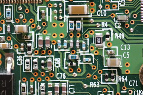 Tafel, Computer, Festplatte, Computerteile, pc, Elektronik-Industrie, Technologie, Leiterplatte, Verbindung, Computerchip, Komplexität, Vollbild, Hintergründe, Ausrüstung, grüne Farbe, keine Leute, Nahansicht, Computerausrüstung, Industrie, drinnen, Nummer, große gruppe von gegenständen, Hauptplatine, Metall, Zentralprozessor, elektrische Ausrüstung, elektrische Komponente, 5K, CC0, gemeinfrei, lizenzfrei