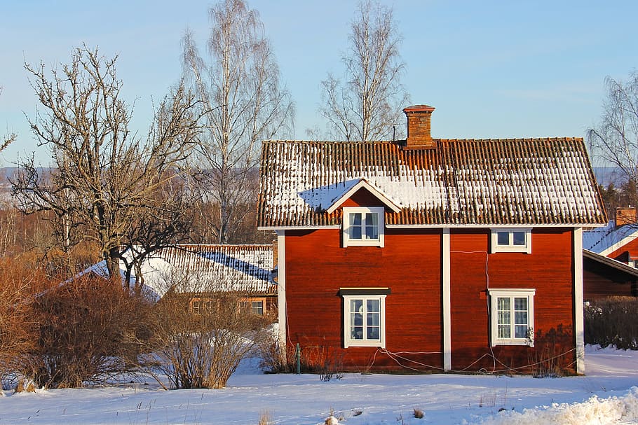 neu, hivern, fred, bonic, vermell, tradicional, fusta, casa de camp, suec, camp, casa, blanc, encantador, únic, dalarna, tallberg, suècia, europa, escandinavia, viatjar, turisme, blau, cel, temperatura de fred, exterior de l'edifici, estructura construïda, arquitectura, edifici, arbre, planta, naturalesa, dia, barri residencial, arbre nu, cap gent, llum solar, finestra, sostre, a l'aire lliure, 2K