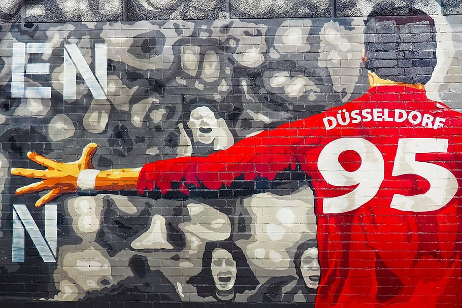 Düsseldorf Murial, zeď, graffiti, tvořivost, umění, barvitý, malované zdi, postřikovač, fasáda domu, fasáda, sprej, barva, pouliční umění, v centru města, malování, malované, pouliční malba, nástěnná malba, umělci, malovaný dům, umělecká díla, düsseldorf, fortuna düsseldorf, fotbalový klub, f95, městského umění, moderní umění, hauswand, fasádní nátěr, obraz, městský, Červené, nikdo, den, detail, venku, text, západní skript, sdělení, umění a řemesla, velké písmeno, nástěnný prvek, architektura, stavba, zastoupení, vícebarevné, informace, malovat, skript, zpráva, 4K